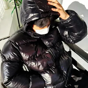 [최저가] [당일배송] [주문폭주] [인기신상/3차입고] 유광 에나멜 그로시 후드 숏 투웨이 하이넥 푸퍼 패딩 자켓